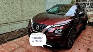Nissan Juke 2021 Red