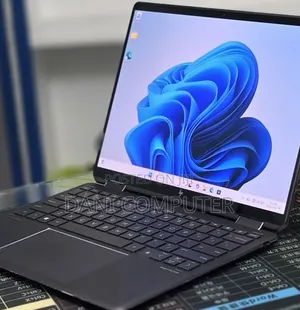 New Laptop HP Spectra 13 16GB Intel Core i7 SSD 1T