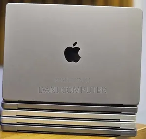 New Laptop Apple MacBook Pro 2020 M1 16GB Apple M1 SSD 512GB