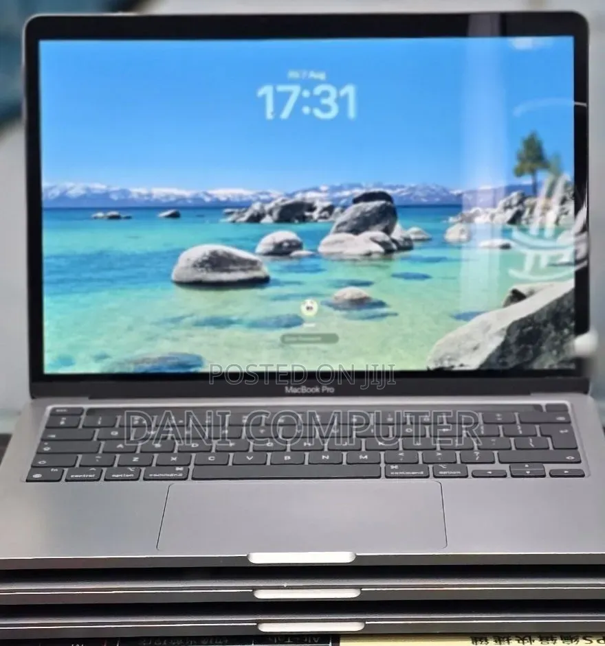 New Laptop Apple MacBook Pro 2020 M1 8GB Apple M1 SSD 512GB