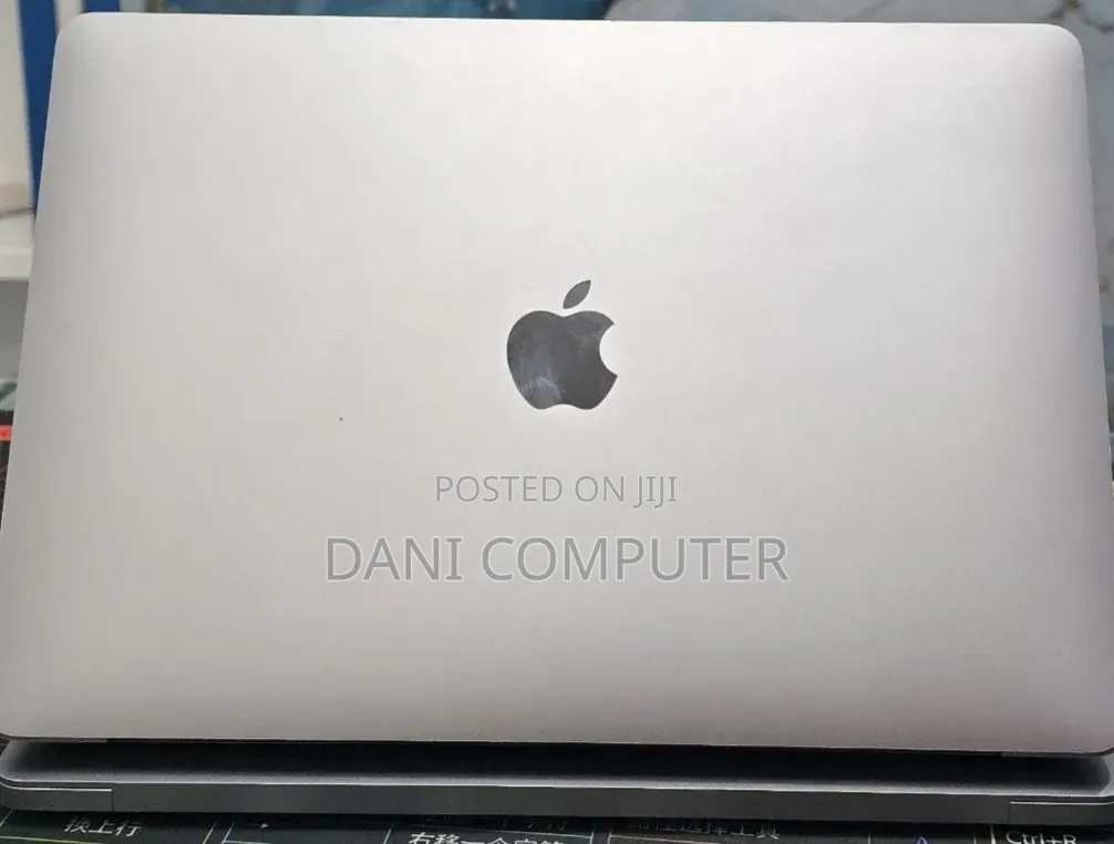 New Laptop Apple MacBook Air 2020 M1 8GB Apple M1 SSD 256GB