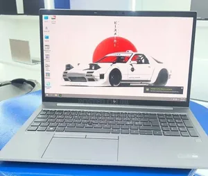 New Laptop HP ZBook Firefly G8 16GB Intel Core i7 SSD 512GB
