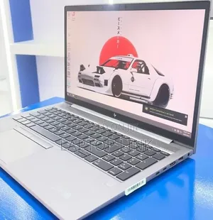New Laptop HP ZBook Firefly G8 16GB Intel Core i7 SSD 512GB