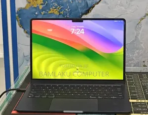 New Laptop Apple MacBook Air 2022 M2 8GB Apple M2 SSD 512GB