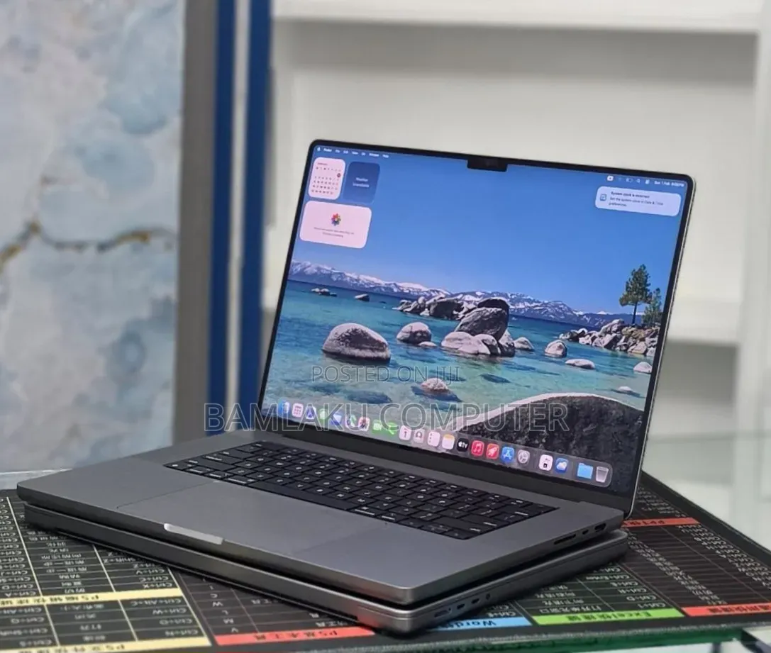 New Laptop Apple MacBook Pro 2021 M1 Max 32GB Apple M1 Max SSD 1T