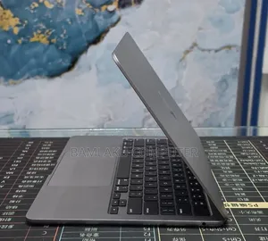 New Laptop Apple MacBook Air 2022 M2 16GB Apple M2 SSD 512GB