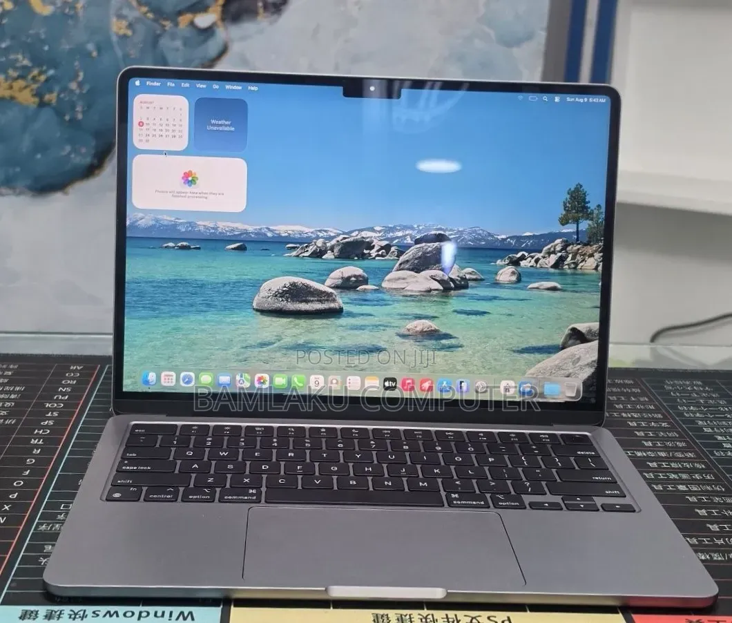New Laptop Apple MacBook Air 2022 M2 16GB Apple M2 SSD 512GB