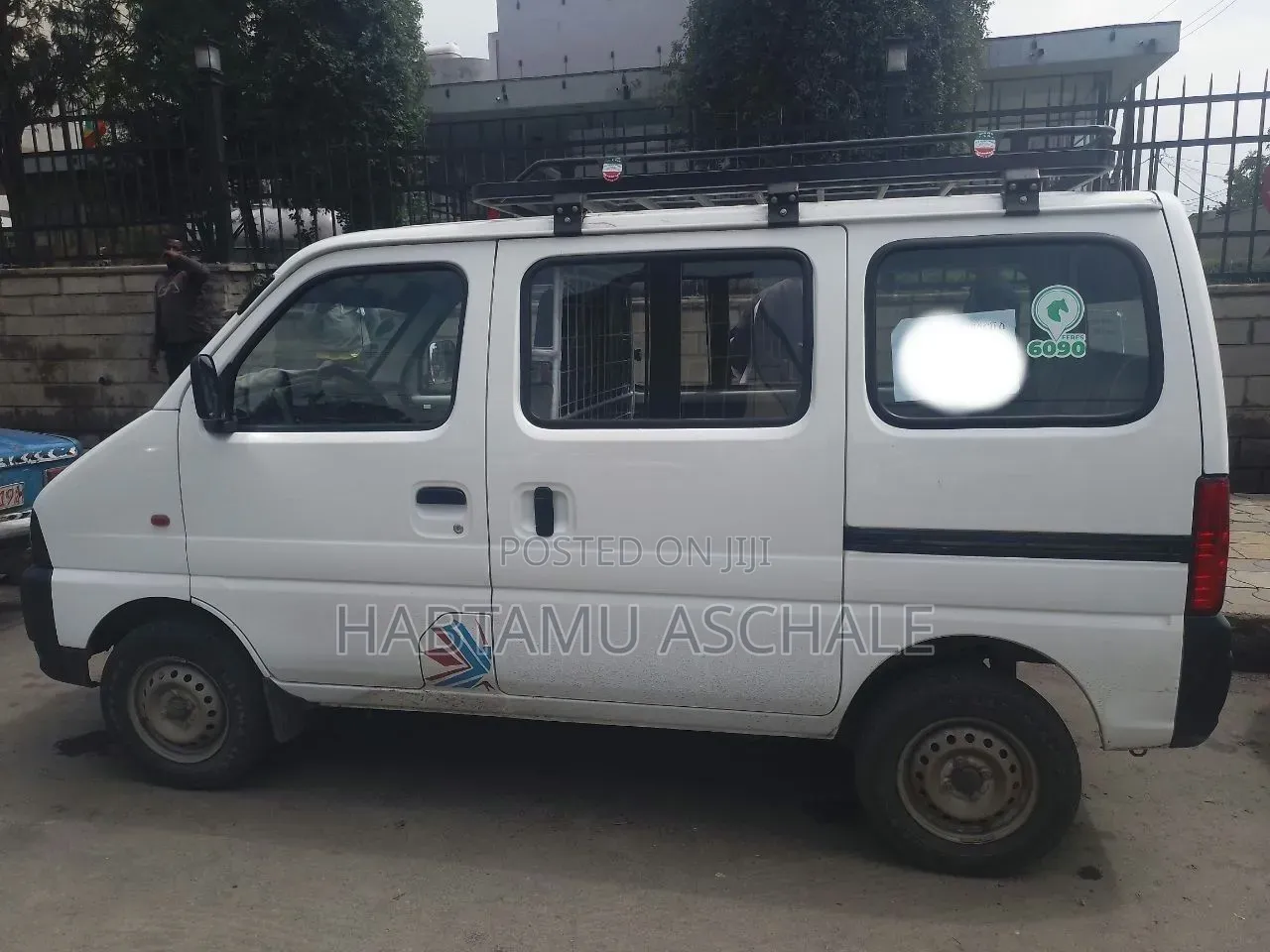 Suzuki Eeco 2024 White