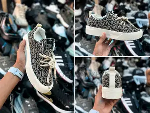 Men’s Casual Shoes