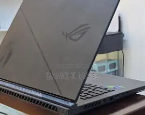New Laptop Asus ROG Strix G18 40GB Intel Core i9 SSD 1T