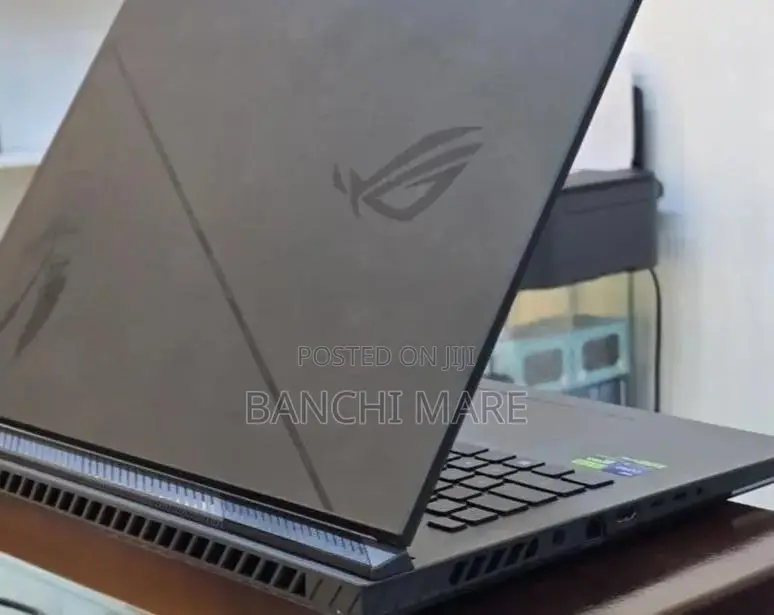 New Laptop Asus ROG Strix G18 40GB Intel Core i9 SSD 1T
