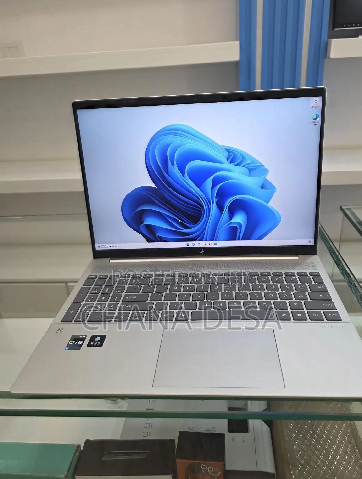 New Laptop HP 16GB Intel Core i7 SSD 1T