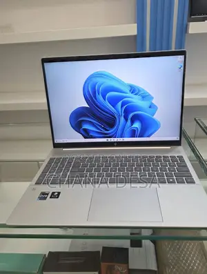 New Laptop HP 16GB Intel Core i7 SSD 1T