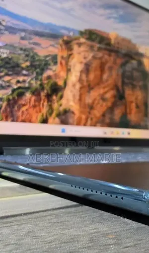 New Laptop Lenovo Yoga 9 16GB Intel Core Ultra 7 SSD 1T