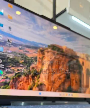 New Laptop Lenovo Yoga 9 16GB Intel Core Ultra 7 SSD 1T