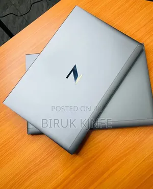 New Laptop HP ZBook Firefly G8 16GB Intel Core i7 SSD 512GB