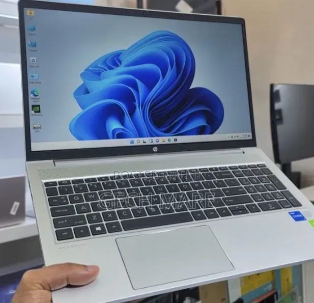 New Laptop HP ProBook 430 G8 16GB Intel Core i7 SSD 512GB