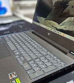 New Laptop HP Victus 15 16GB AMD Ryzen 7 SSD 512GB