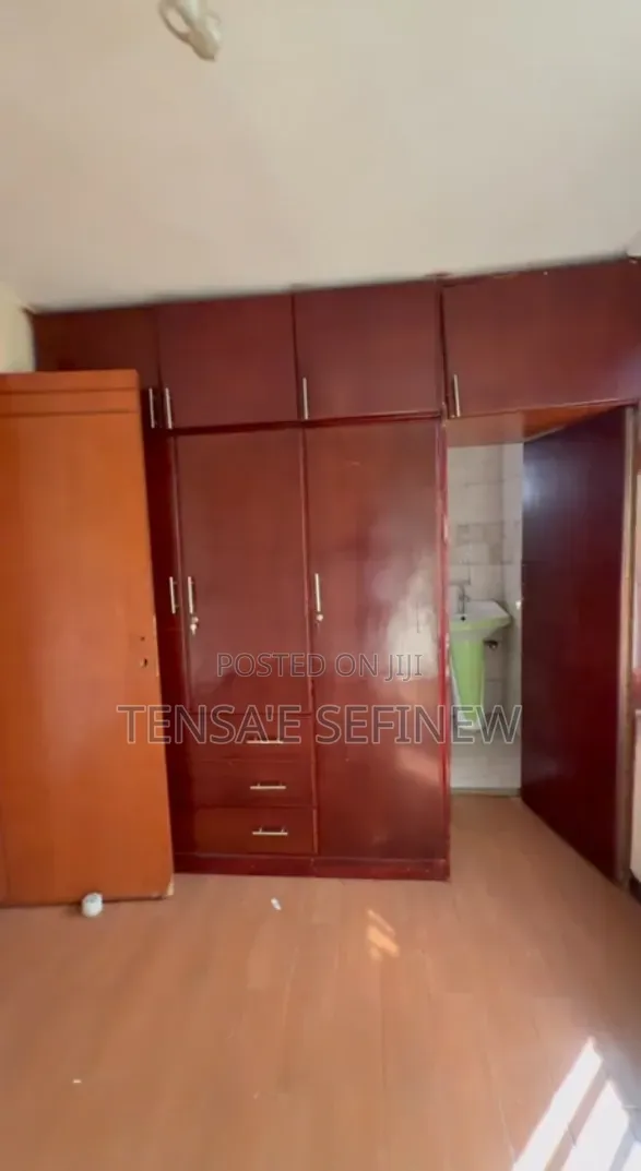 3bdrm Condo in Arabesa, Bole for sale