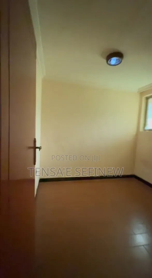 3bdrm Condo in Arabesa, Bole for sale