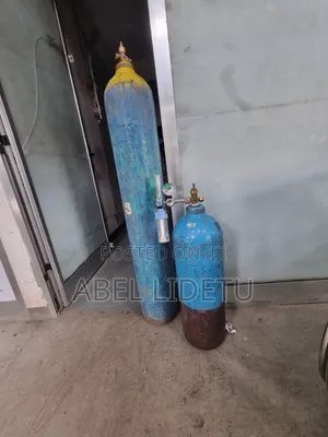 Oxygen Cylinder Providing Immediate Respiratory Support in Emergencies