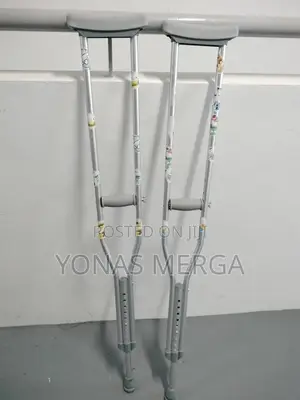 Made of Lightweight Aluminum crutches米冬Cushioned Underarm Handgrip Pad