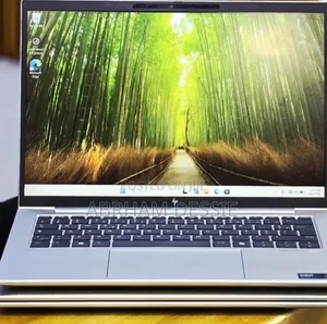 New Laptop HP 16GB Intel Core Ultra 7 SSD 512GB