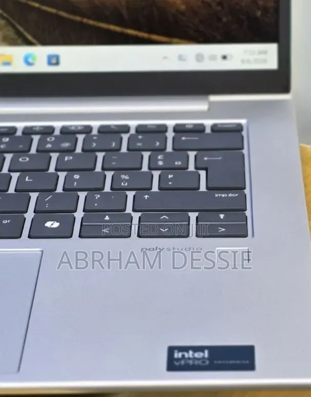 New Laptop HP 16GB Intel Core Ultra 7 SSD 512GB