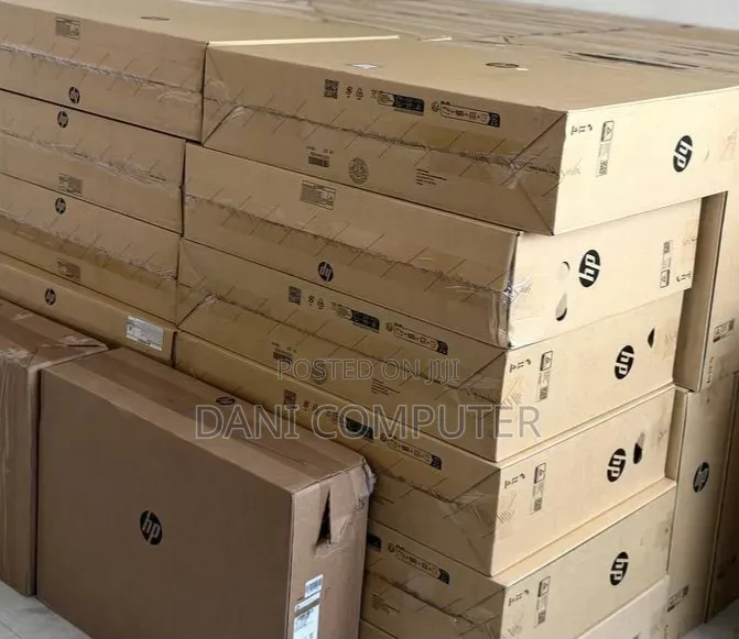 New HP 200 G4 22 All-in-One 16GB Intel Core i7 SSD 512GB