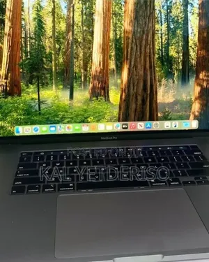 New Laptop Apple MacBook Pro 2019 16GB Intel Core i9 SSD 1T