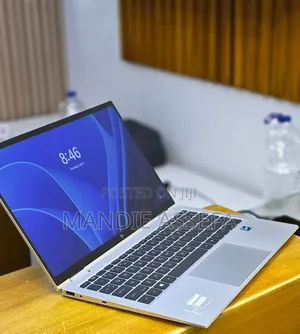 New Laptop HP EliteBook 1040 G8 16GB Intel Core i7 SSD 512GB