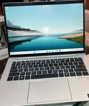 New Laptop HP EliteBook 840 G11 16GB Intel Core Ultra 7 SSD 512GB