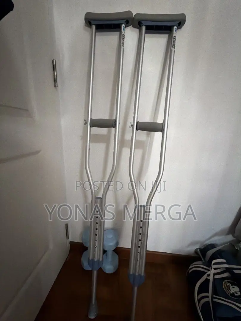 Axillary Crutches衣出crunch块啓Large Size Suitable for Tall Adults Strong