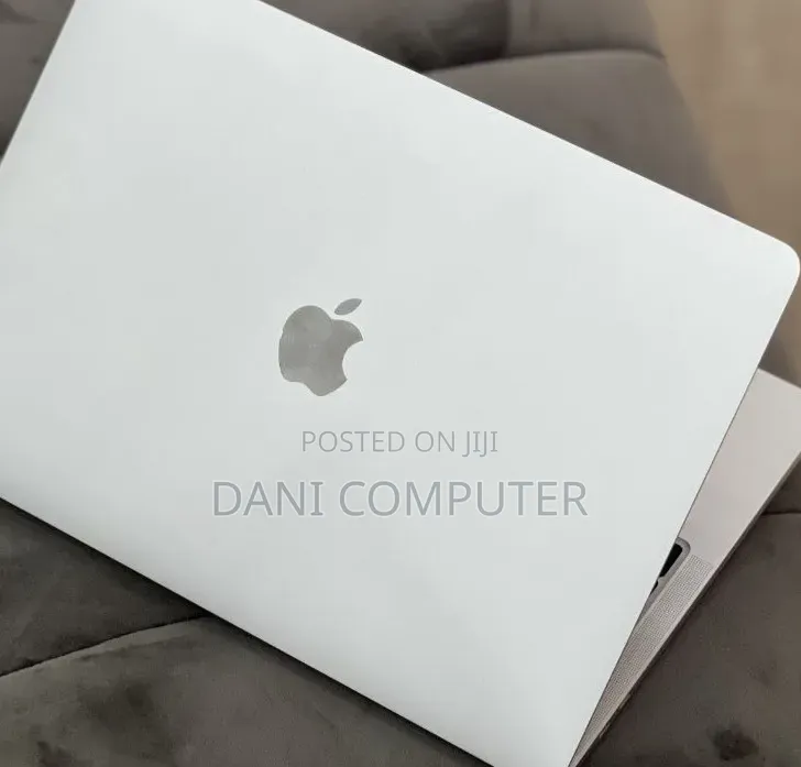 New Laptop Apple MacBook Air 2022 M2 8GB Intel Core M2 SSD 512GB