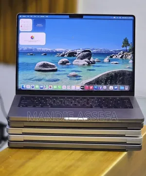 New Laptop Apple MacBook Pro 2021 M1 32GB Apple M1 Pro SSD 512GB