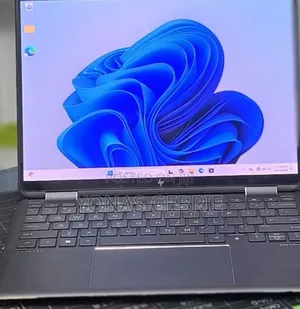 New Laptop HP Spectre 16GB Intel Core i7 SSD 1T