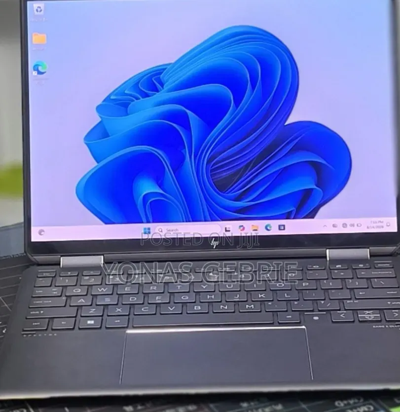 New Laptop HP Spectre 16GB Intel Core i7 SSD 1T