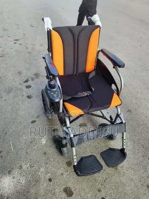 Electrical Wheelchair夠格electrical wheelchair堥不Hospital Bed堥你bed