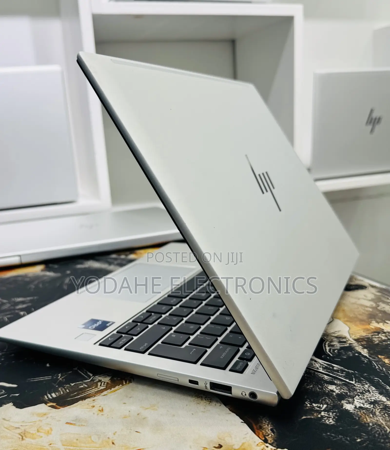 New Laptop HP EliteBook 830 G9 16GB Intel Core i5 SSD 512GB