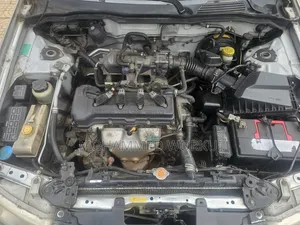 Nissan Sunny B15 Sedan 1.3 2004 Silver