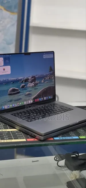 New Laptop Apple MacBook Pro 2021 M1 32GB Apple M1 SSD 1T