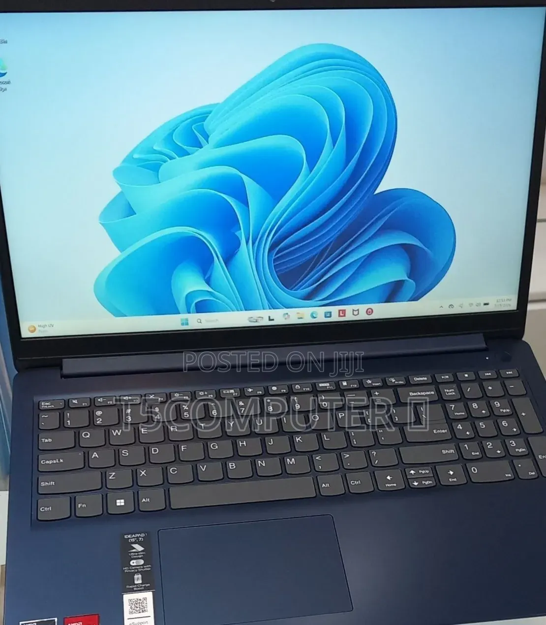 New Laptop Lenovo Ideapad 3 8GB AMD Ryzen 5 SSD 256GB