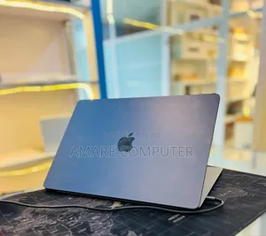 New Laptop Apple MacBook Air 2024 M3 8GB Apple M3 SSD 256GB