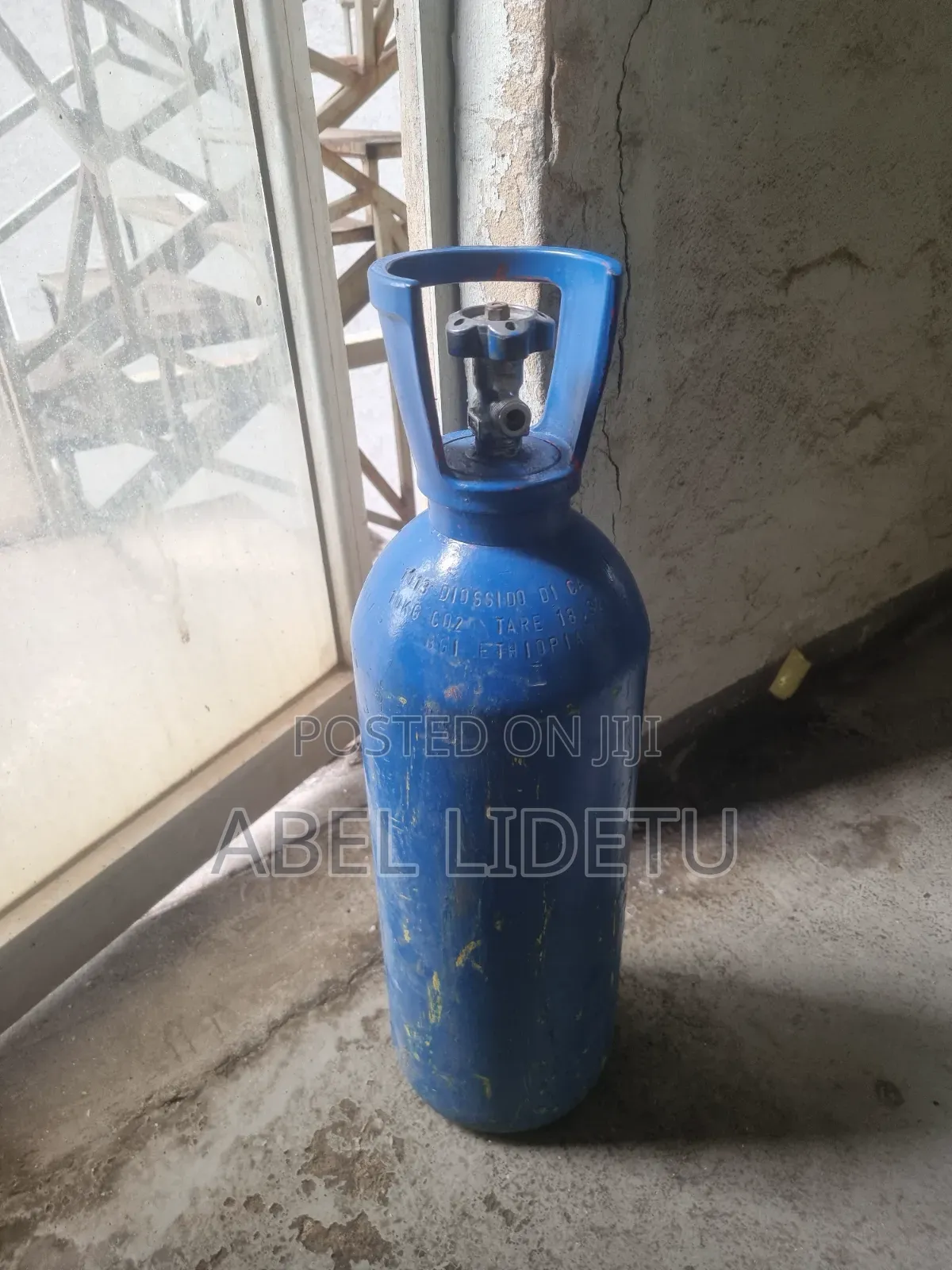 A Cost-Effective Reusable Cylinder