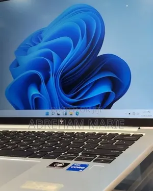 New Laptop HP EliteBook 840 G8 16GB Intel Core i5 SSD 512GB