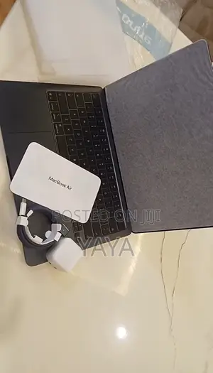 New Laptop Apple MacBook Air 2026 M5 16GB Apple M5 SSD 512GB