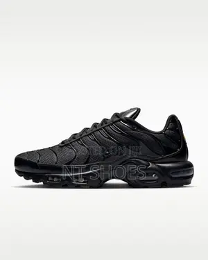 Nike Air Max Plus 'Triple Black'