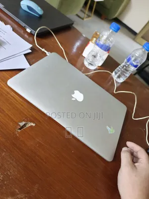 Laptop Apple MacBook 2017 8GB Intel Core i7 HDD 128GB