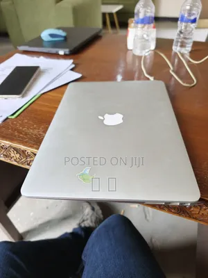 Laptop Apple MacBook 2017 8GB Intel Core i7 HDD 128GB