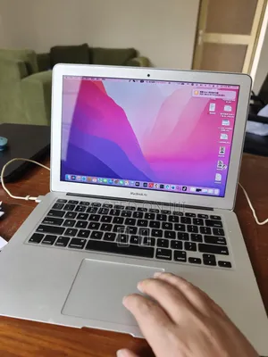 Laptop Apple MacBook 2017 8GB Intel Core i7 HDD 128GB